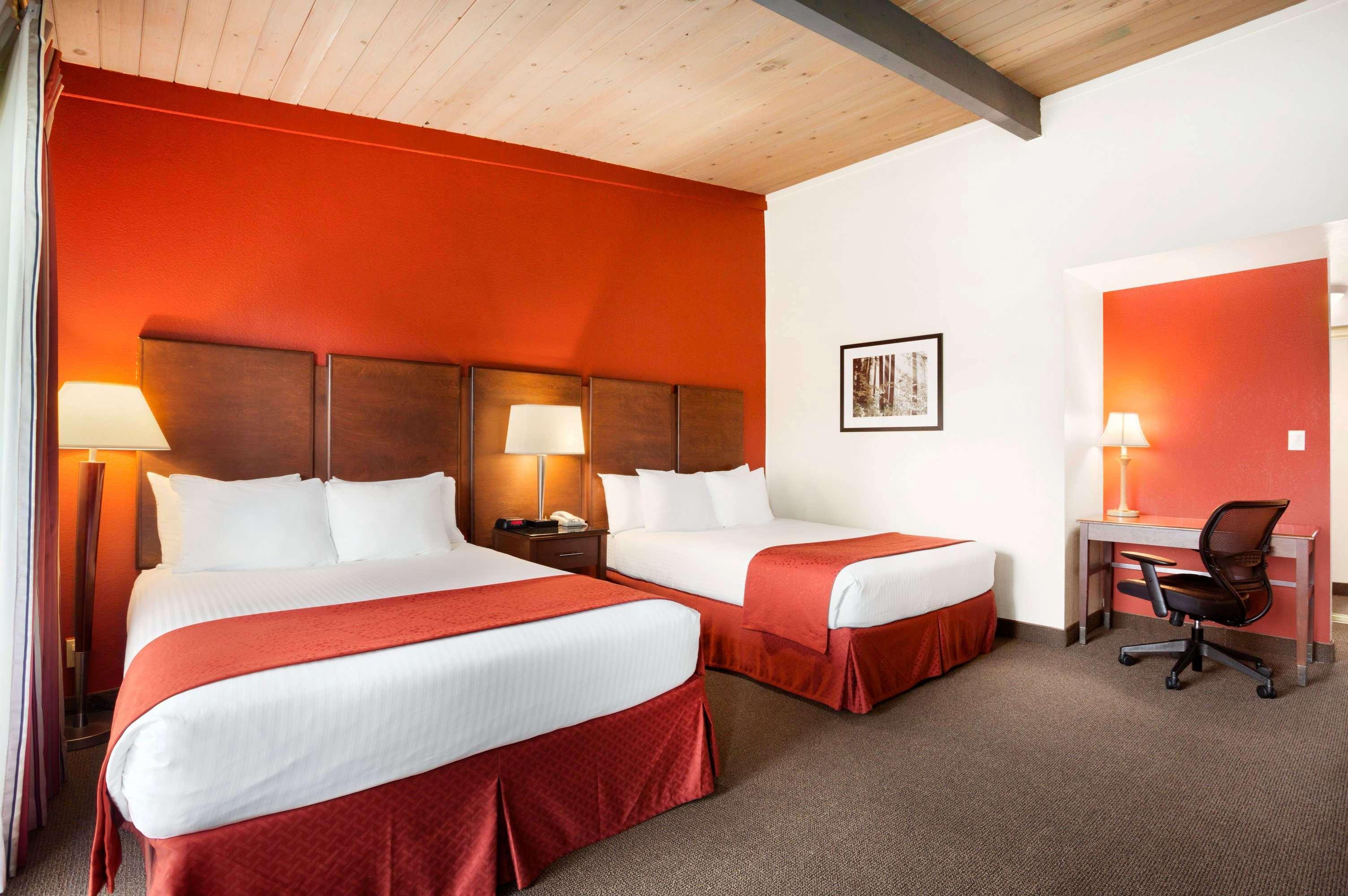 Ramada By Wyndham San Diego North Hotel & Conference Center Zewnętrze zdjęcie