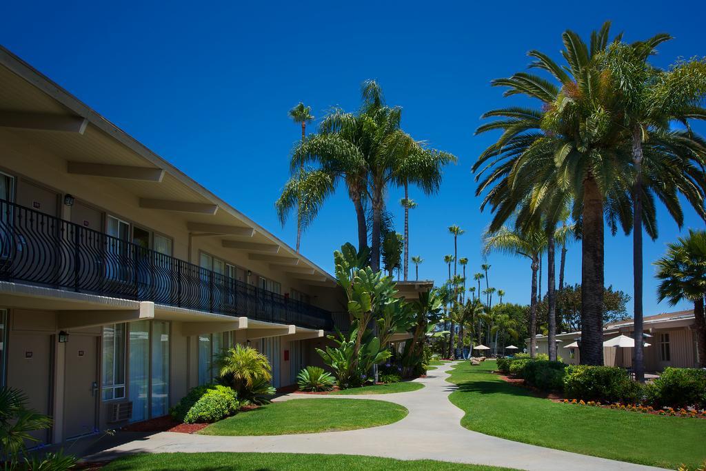 Ramada By Wyndham San Diego North Hotel & Conference Center Zewnętrze zdjęcie